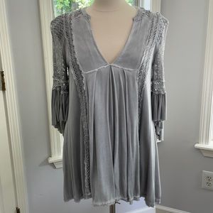 VICI Light Grey Washed Tunic Rayon EUC